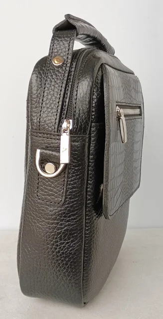 نمای بغل کیف رودوشی مدل R1